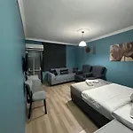 Lägenhetshotell Ada 2*
