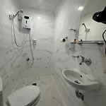 Ada 2*