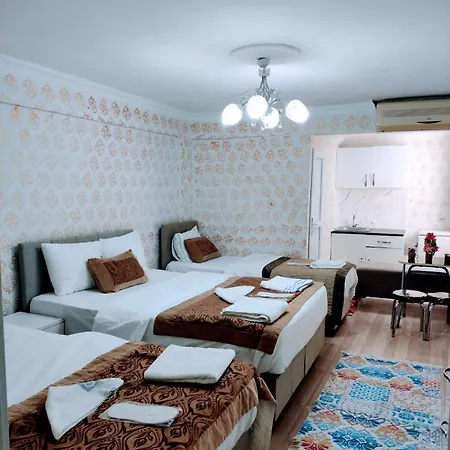 Ada Aparthotel *