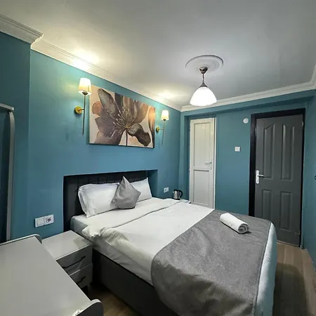 Ada Hotel apartamentowy *
