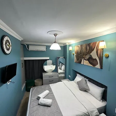 Apartahotel Ada *