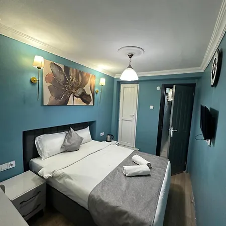 Apartahotel Ada