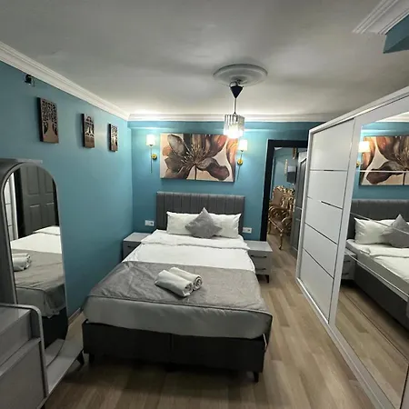 Ada Apartahotel *