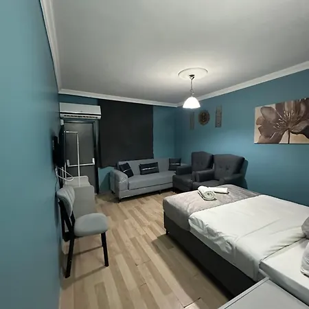 Aparthotel Ada 2*